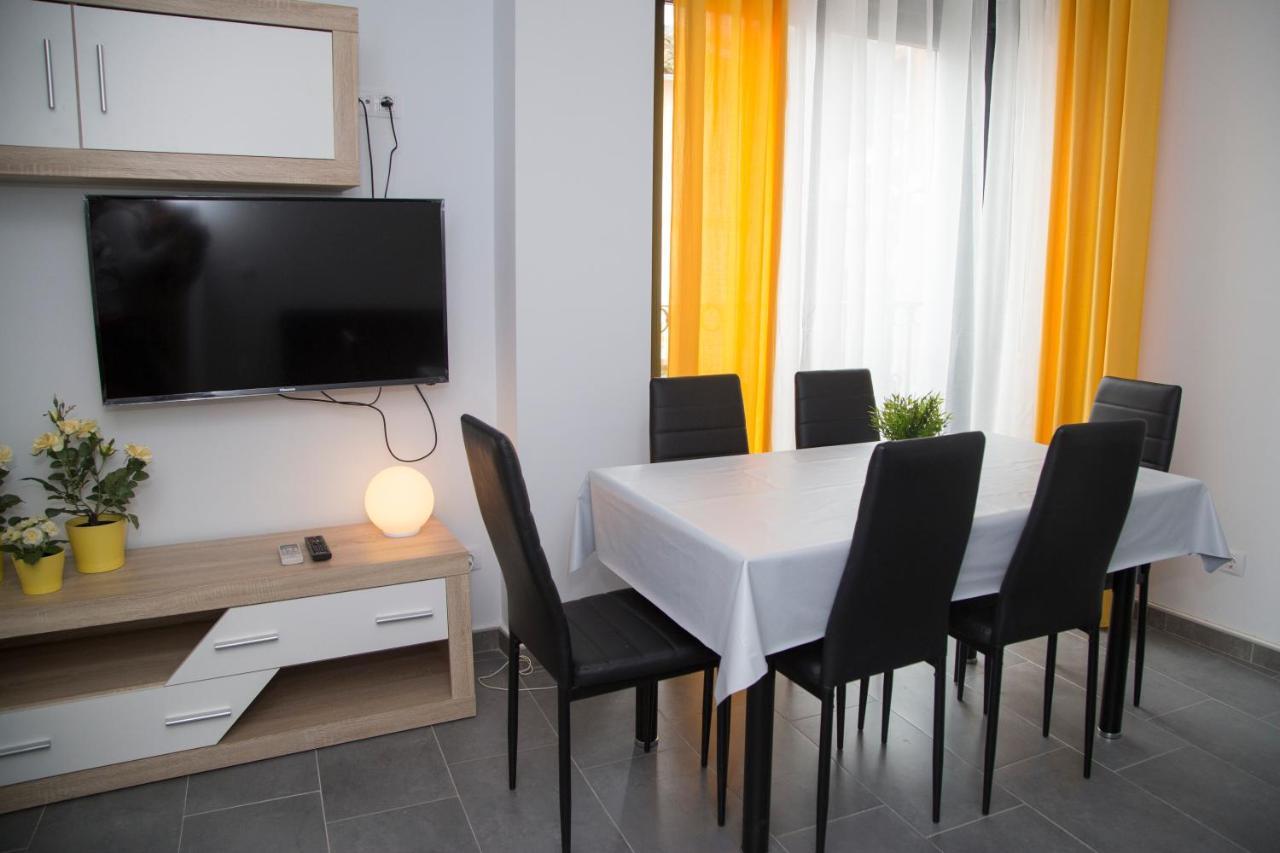 Apartamentos La Plazuela Banos De Montemayor Zewnętrze zdjęcie
